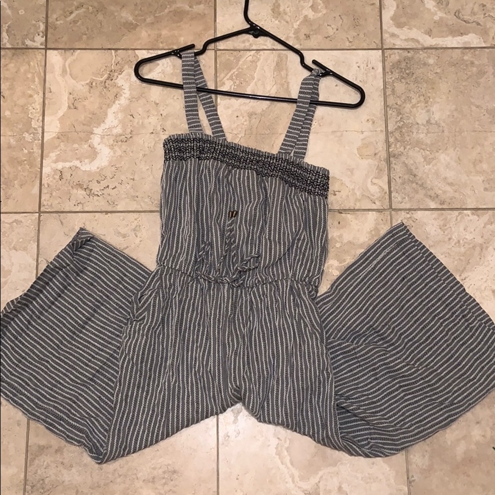 Universal Threads Romper Size XS Gray, Black,White